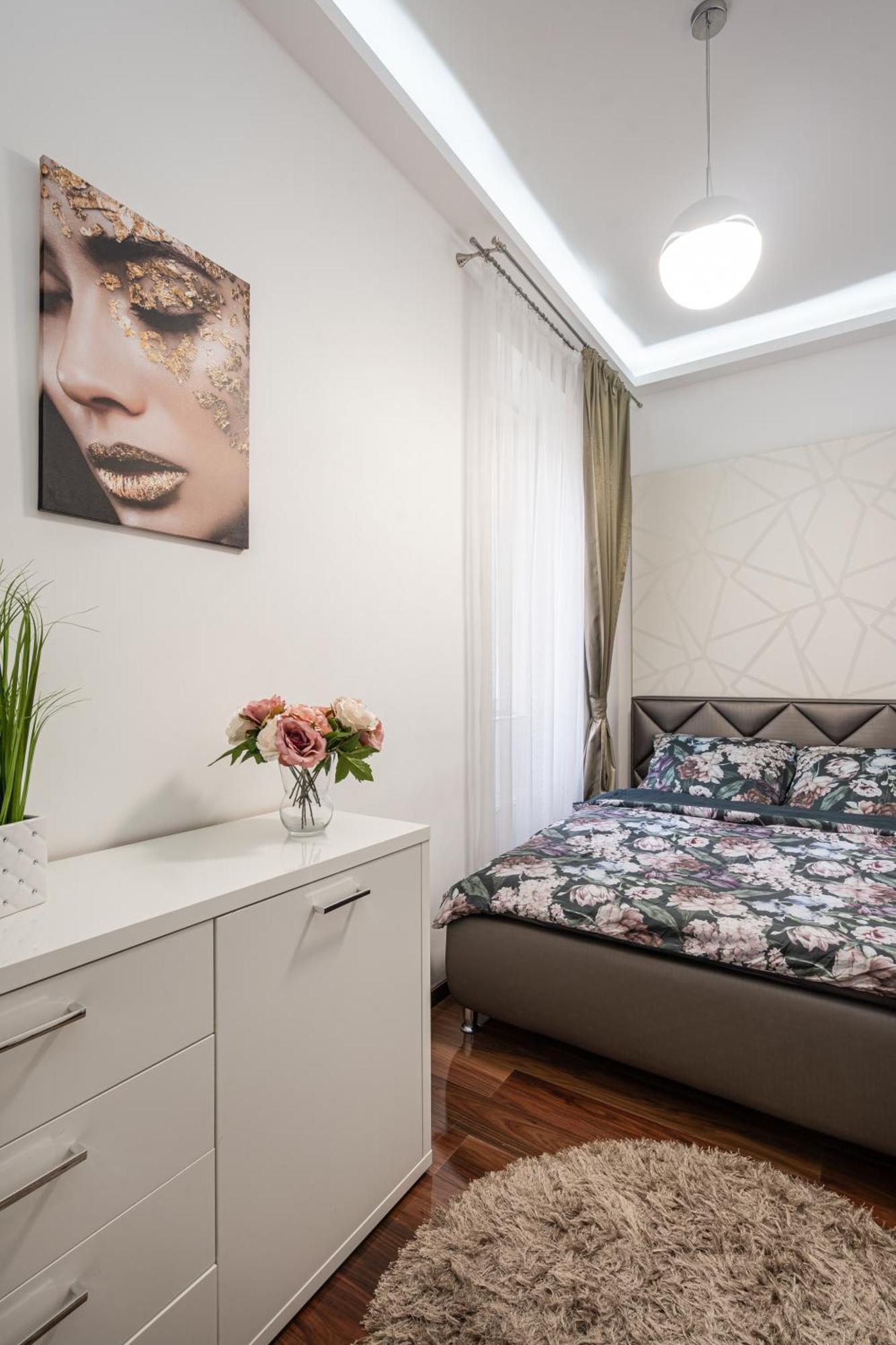 Centrum Opera Luxury Apartment With Free Garage Budapest Eksteriør bilde